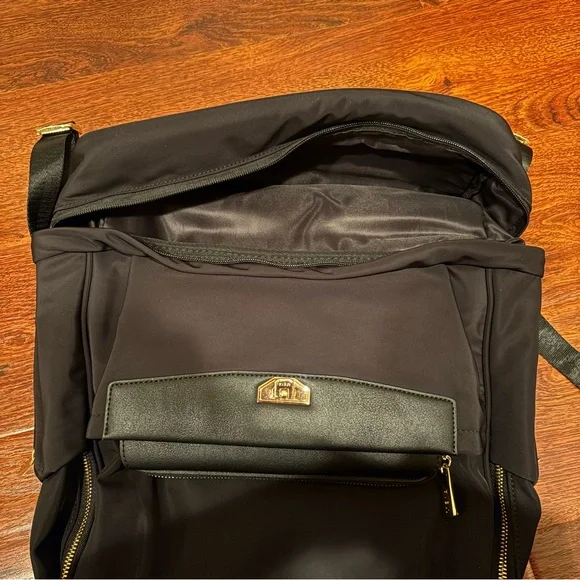Meia Multifunctional Backpack - Picture 10 of 13